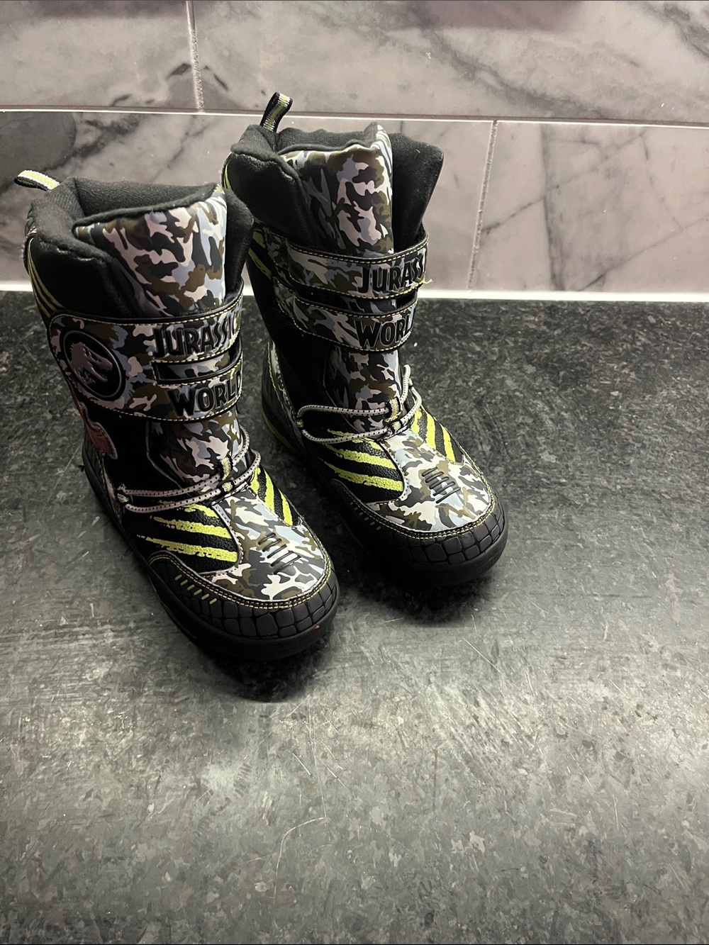 Boys JURASSIC WORLD SNOW LIGHT UP BOOTS